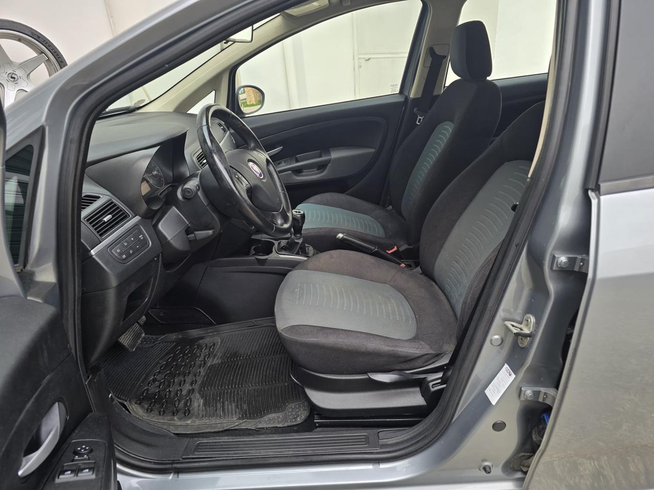 Fiat Grande Punto 1.4 5 porte AUTOMATICA