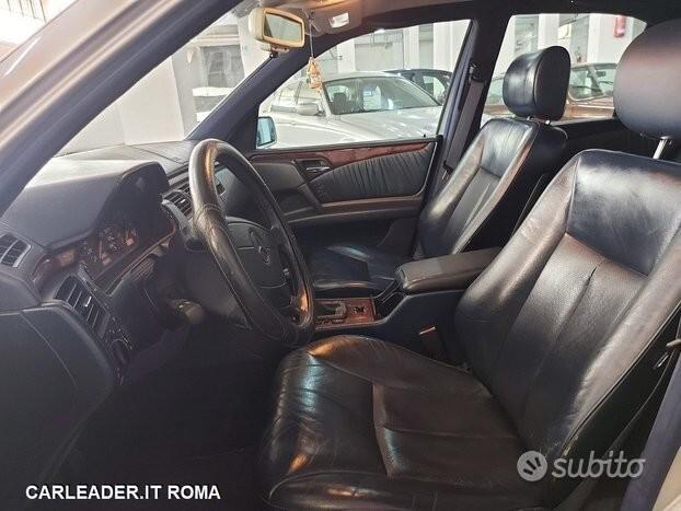 Mercedes e 200 elegance