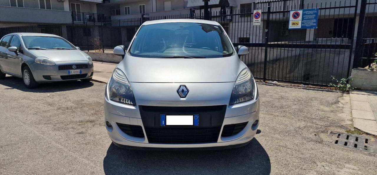 Renault Scénic X-Mod 1.5 dCi 110CV Luxe 2010