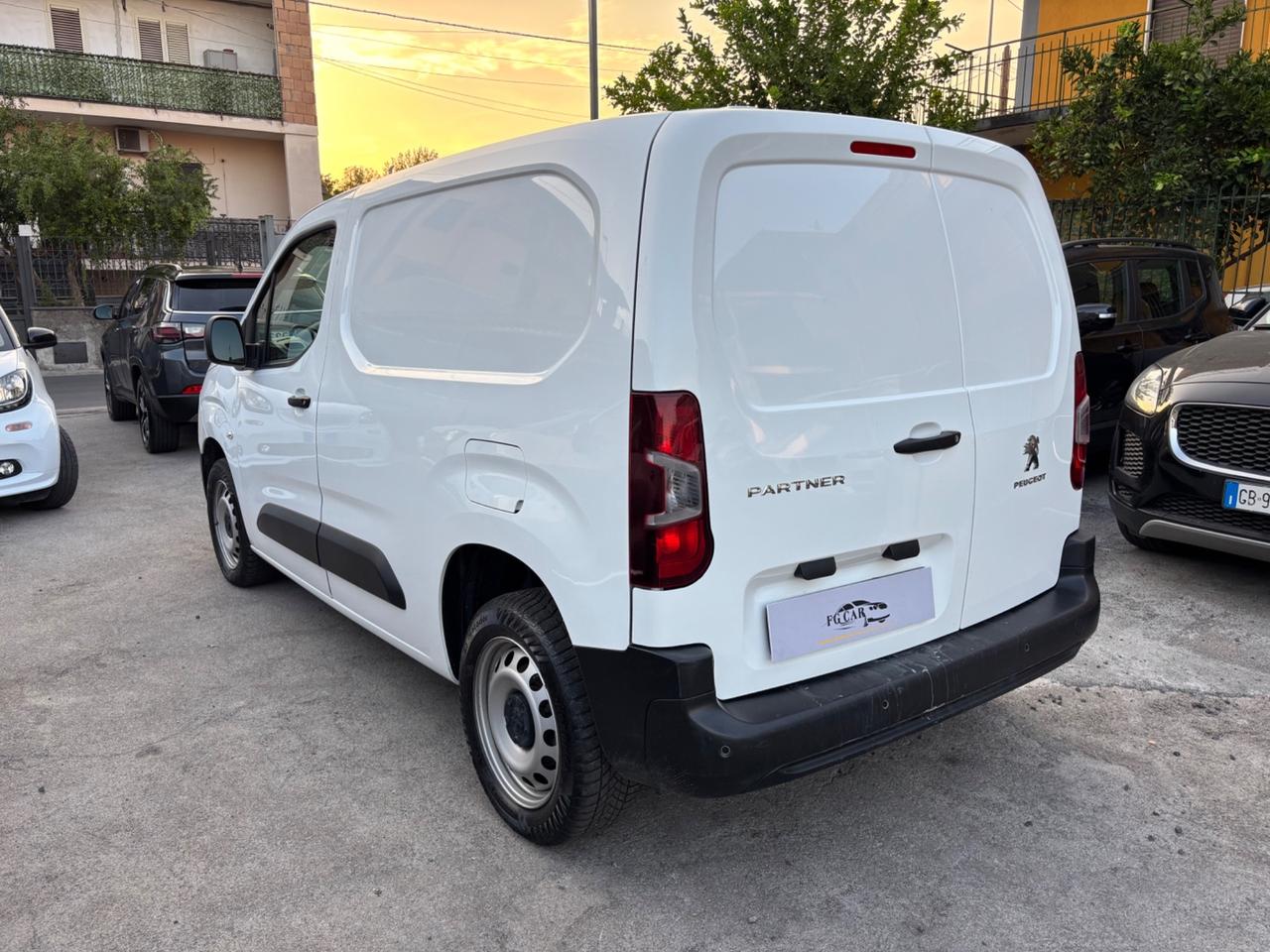 Peugeot Partner BlueHDi 130 EAT8 S&S PL Furgone Premium