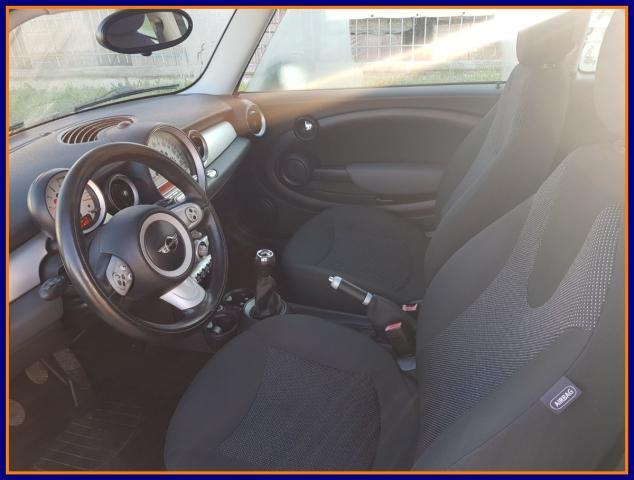 MINI - Clubman Clubman 1.6 Cooper D Pepper