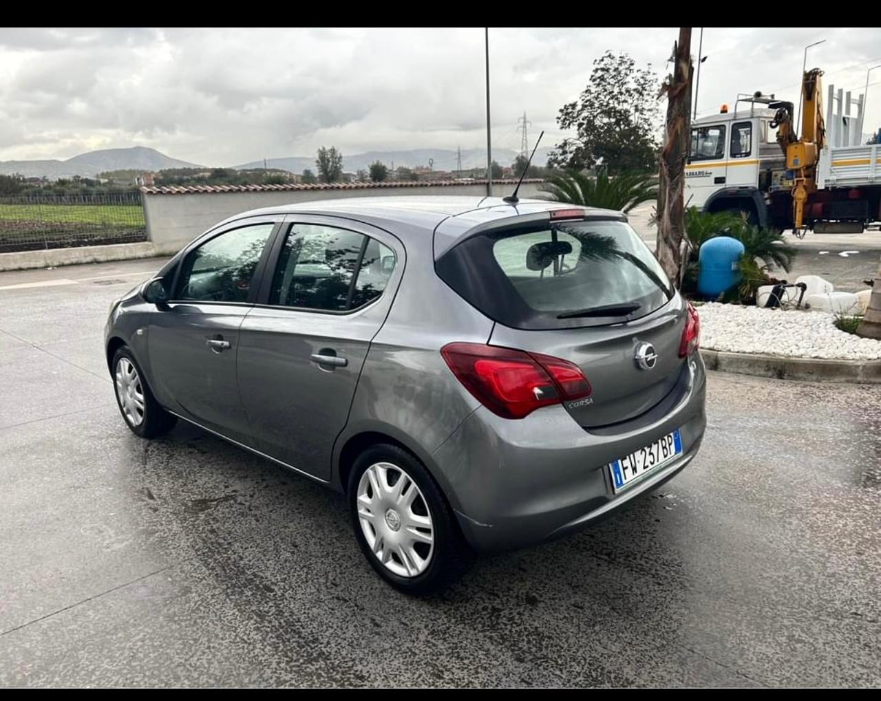 Opel Corsa 1.2 5 porte