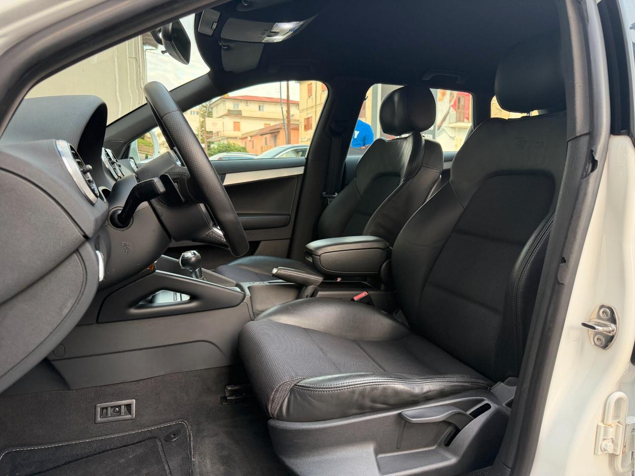 Audi A3 SPB 2.0 TDI 140 cv S LINE