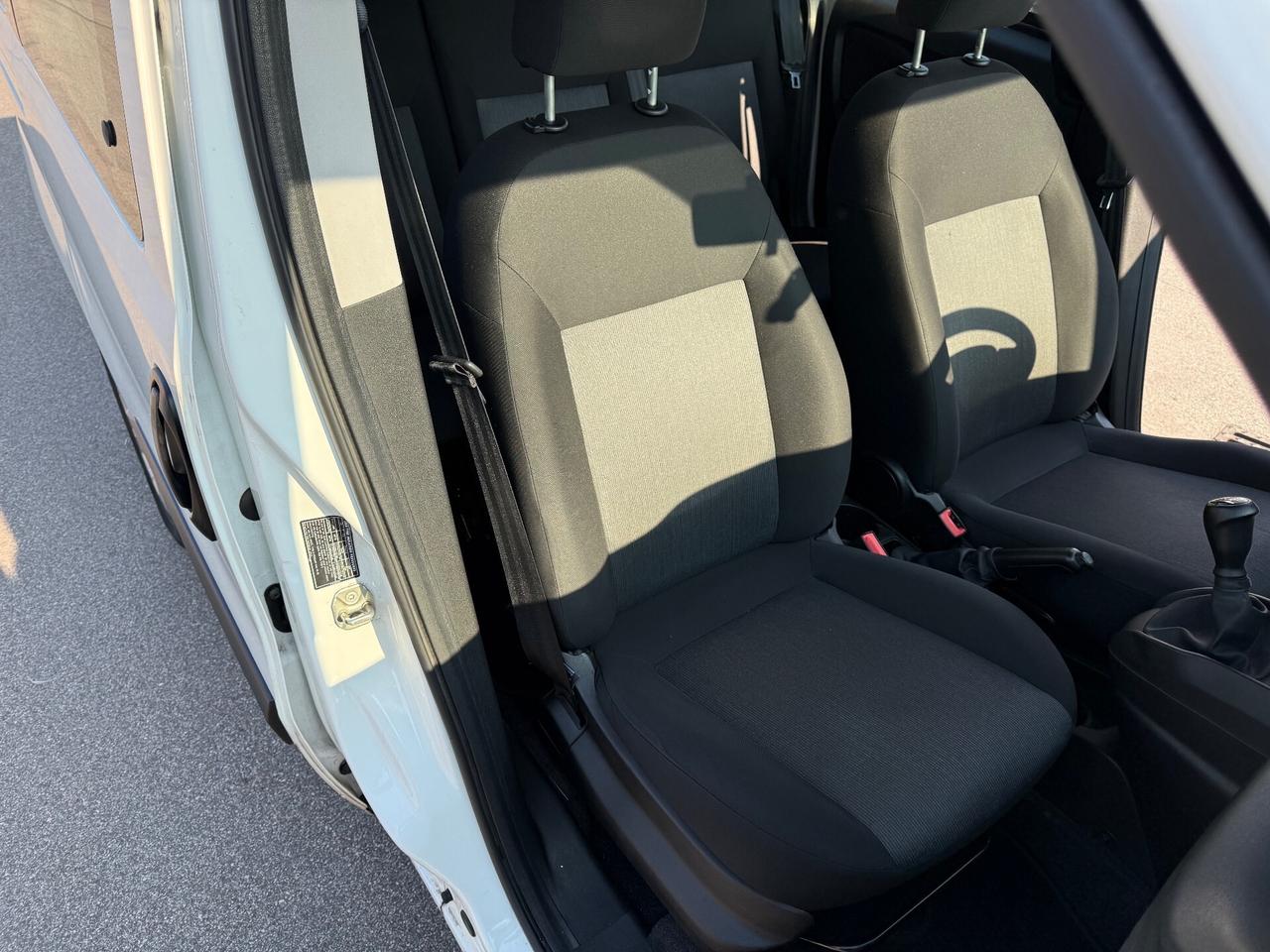 Fiat Doblo Combi N1 Autocarro 5 POSTI