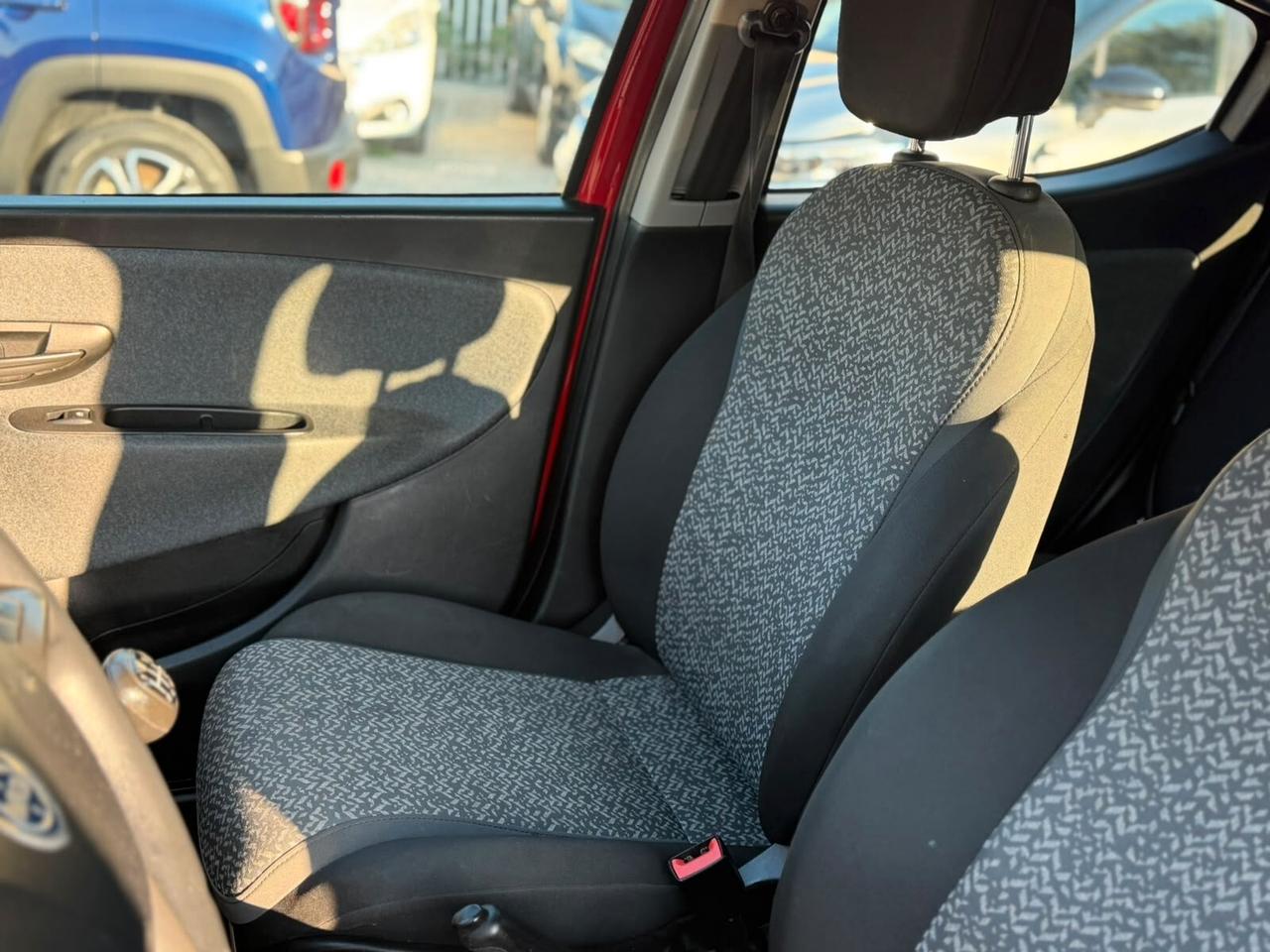 Lancia Ypsilon 1.0 Hybrid UnYca 2022