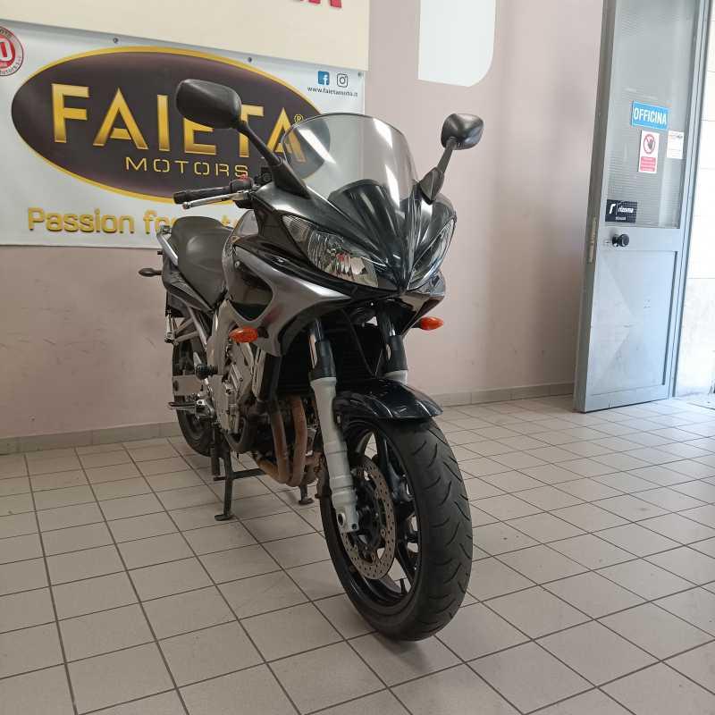 Yamaha FZ6 Fazer S2 - 2006