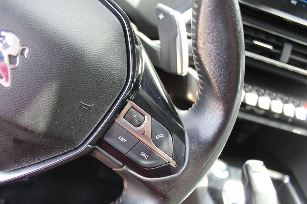 PEUGEOT - 3008 - BlueHDi 130 EAT8 S&S Allure