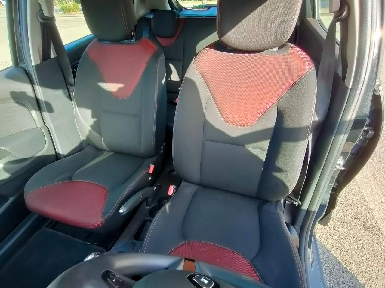 Renault Clio 1.5 dCi 8V 75CV 5 porte Costume National