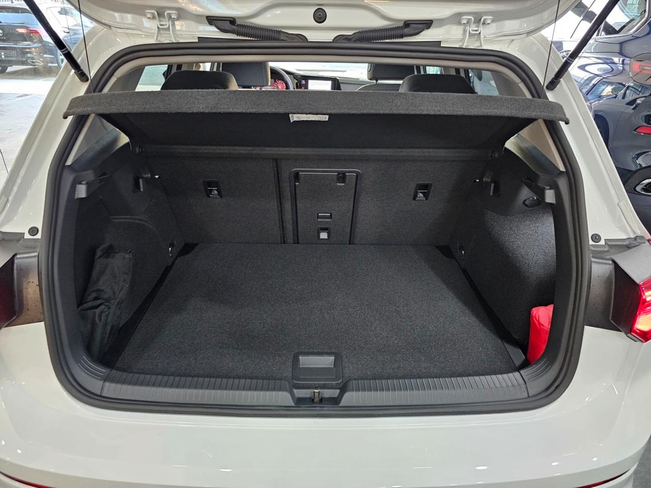 Volkswagen Golf TDI MOVE LIFE C.16 Tetto Nav Led Matrix Clima3Zone