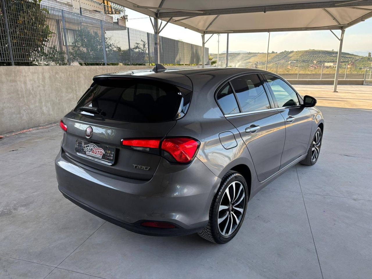 Fiat Tipo 1.6 Mjt S&S SW ''\\