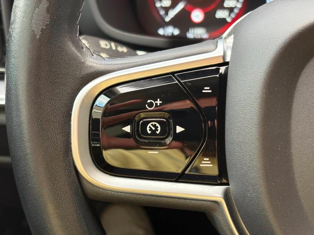Volvo V60 V60 c.country 2.0 D4 Pro awd geartronic