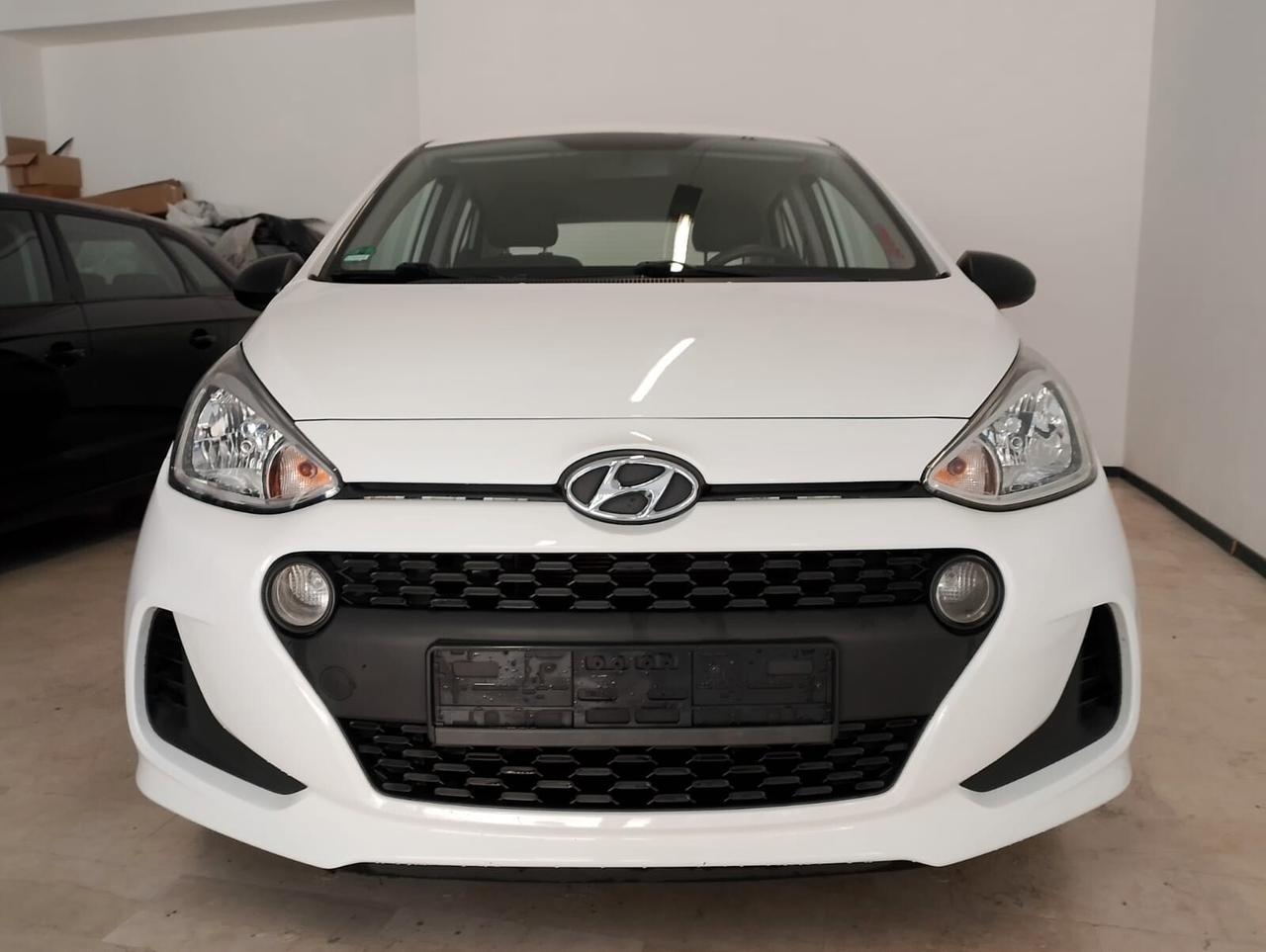 Hyundai i10 1.0 MPI OK NEOPATENTATI OFFERTA