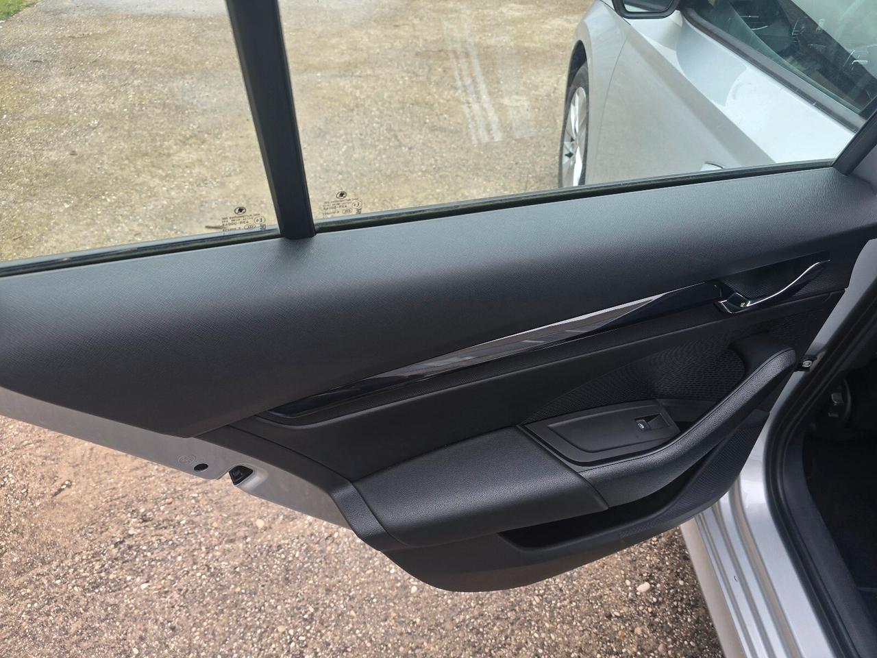 Skoda Octavia 2.0 TDI EVO SCR DSG Wagon Style