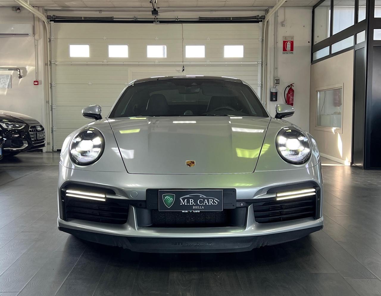 Porsche 911 992 Coupe 3.7 Turbo S auto