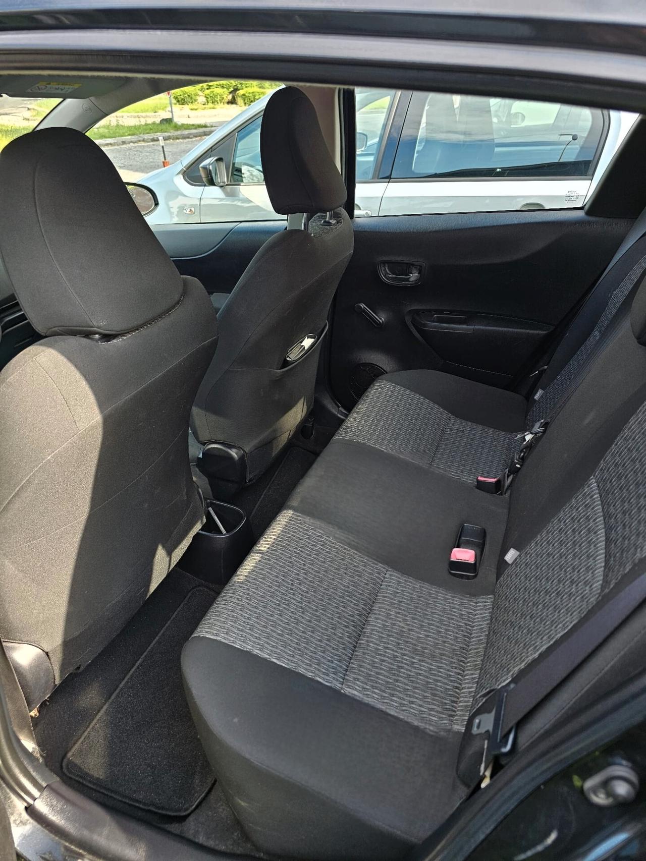 Toyota Yaris Lounge
