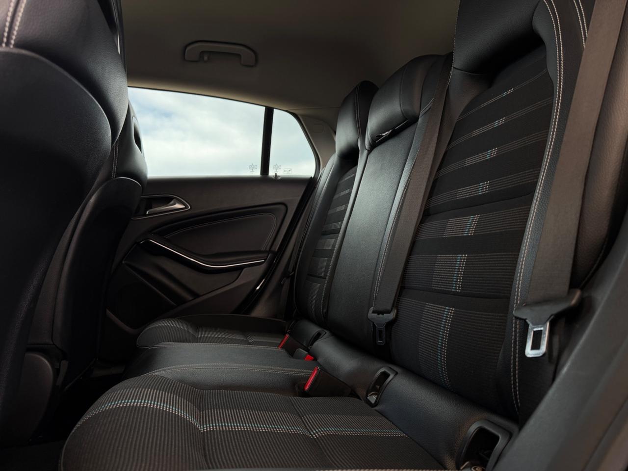 Mercedes-benz CLA 200 d S.W. Automatic Sport