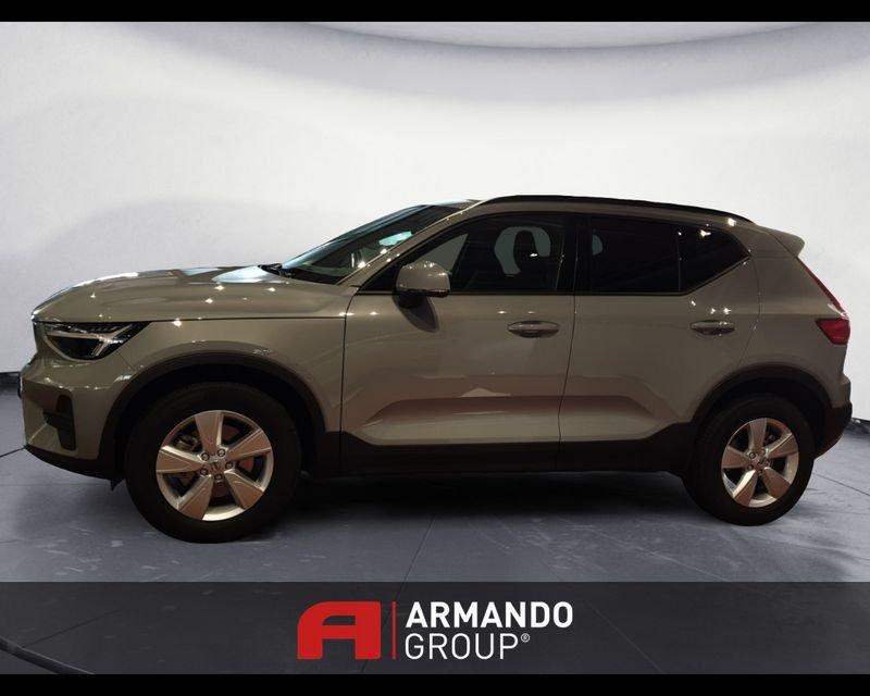 Volvo XC40 (2017-->) B3 automatico Essential