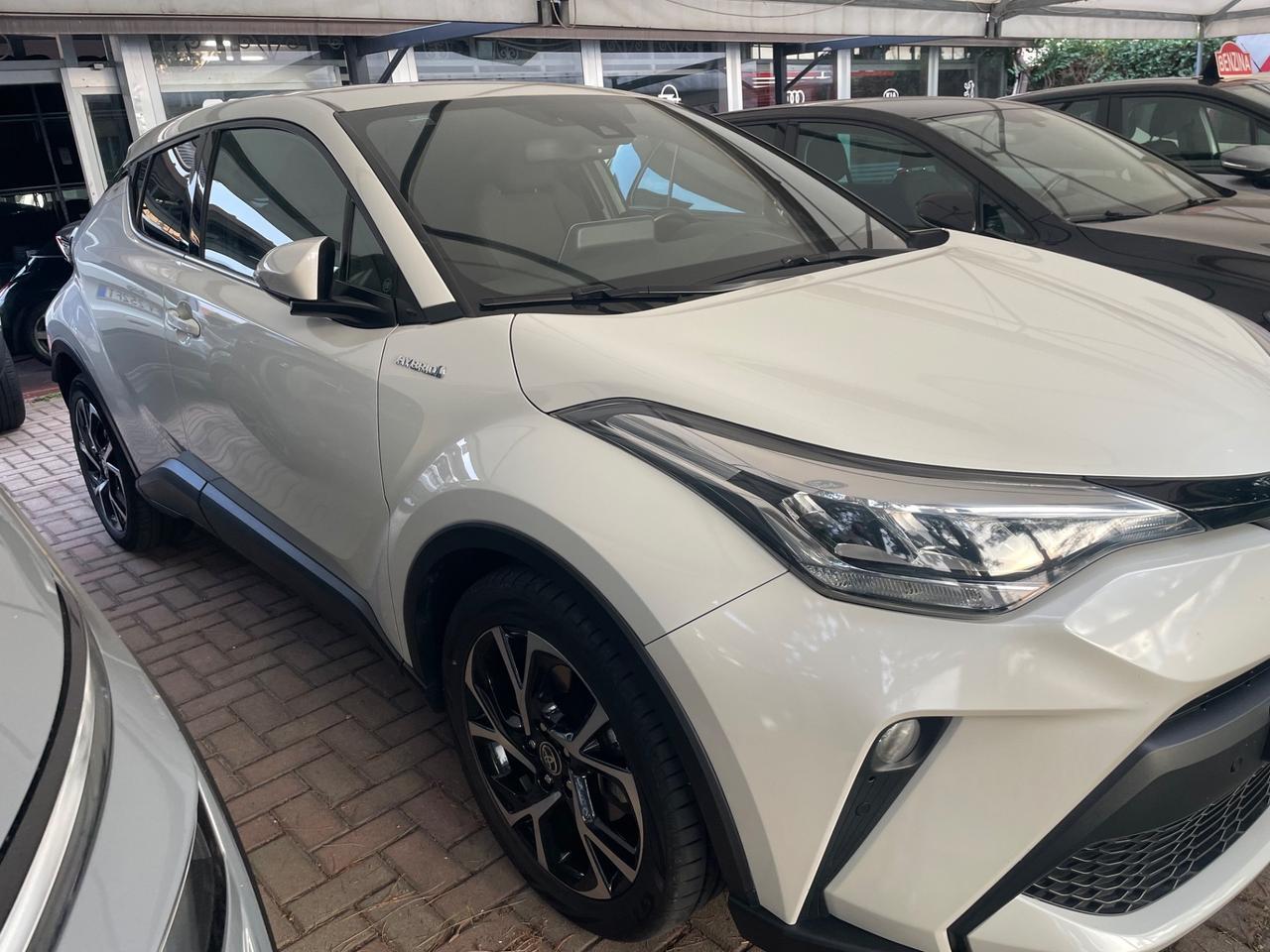 Toyota C-HR 1.8 Hybrid E-CVT Lounge