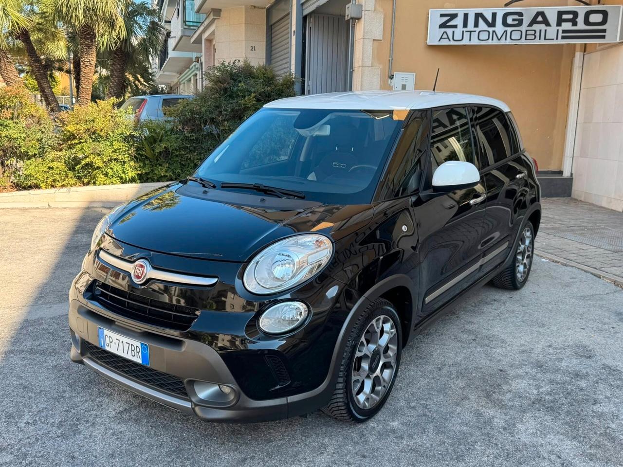 FIAT 500L TREKKING BI-COLORE 1.6 MJ 120 CV. NAVI+CERCHI