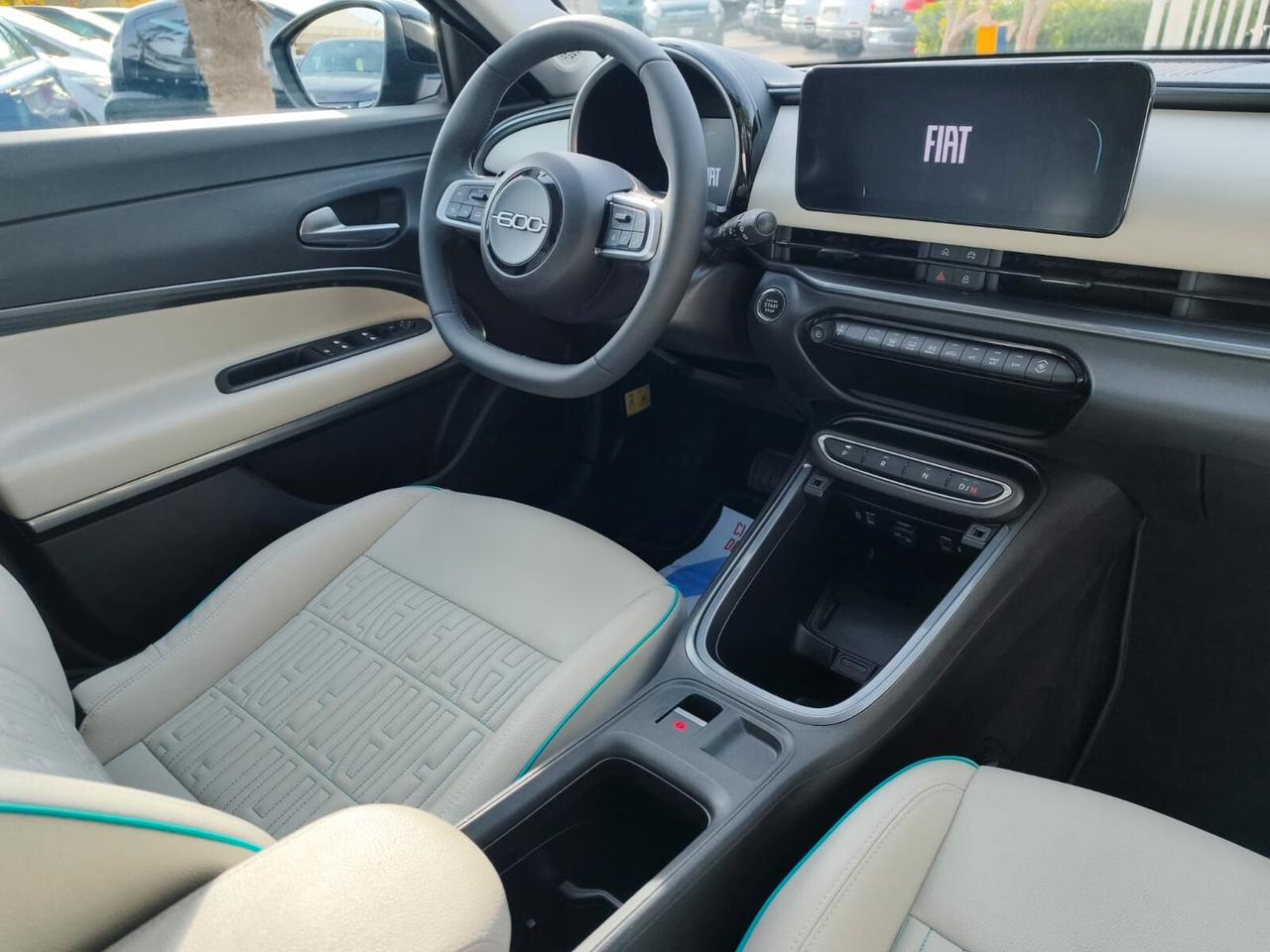 Fiat 600 Hybrid 100CV DCT LA PRIMA