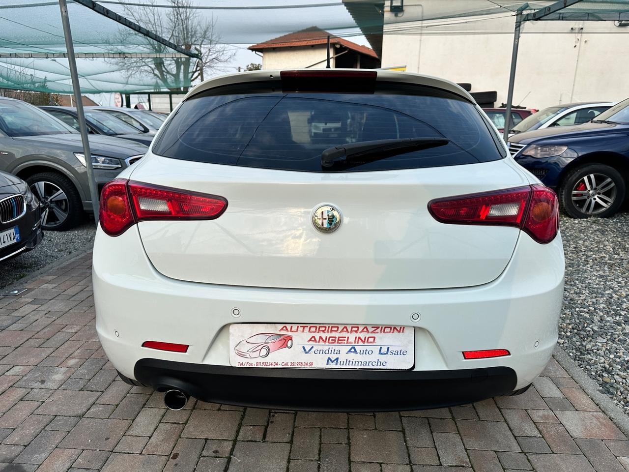 Alfa Romeo Giulietta 1.6 JTDm-2 105 CV Exclusive