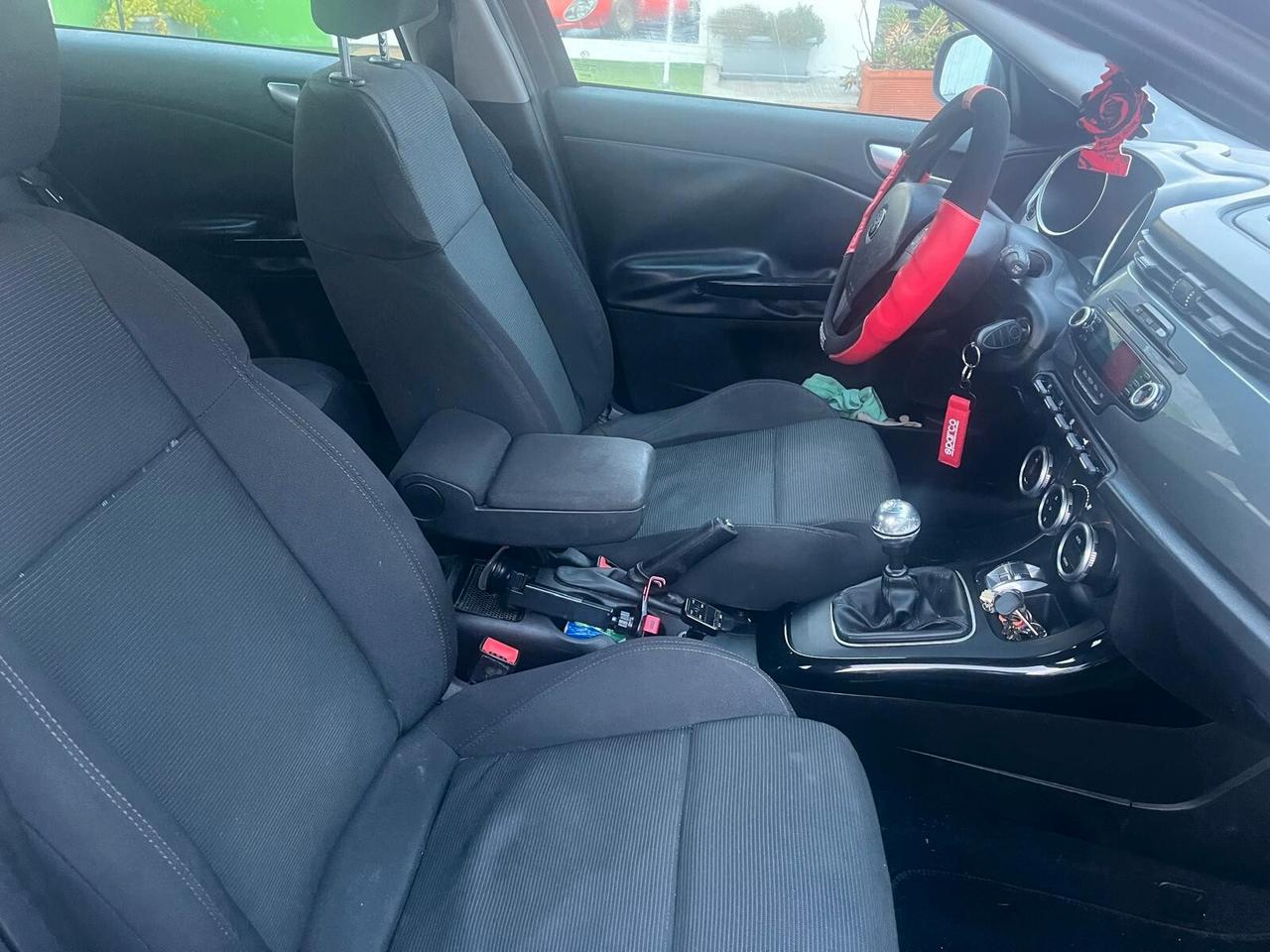 Alfa Romeo Giulietta 2.0 JTDm-2 140 CV Distinctive