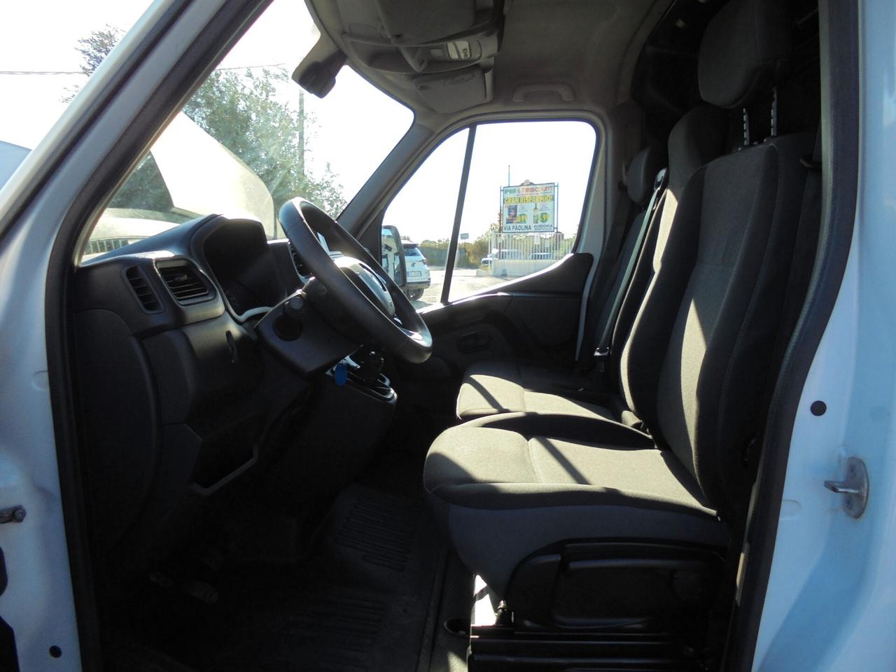 Renault Master T33 2.3 dCi 135 PC-TN L2H2 Ice