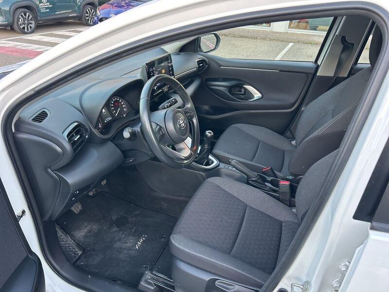 Toyota Yaris Yaris 1.0 5 porte Active IVA ESPOSTA COMPRESA GARANZIA FINO AL 2033