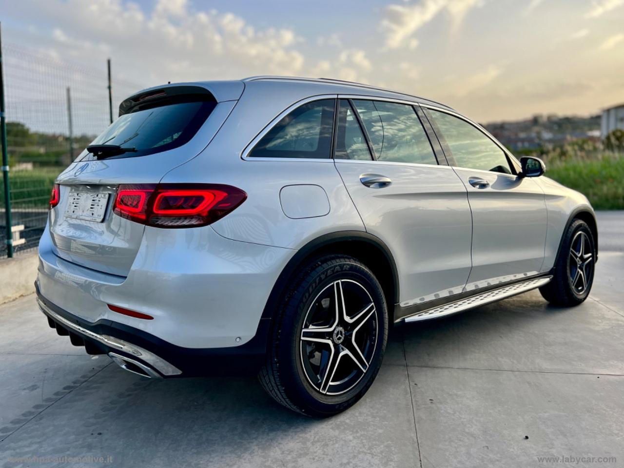 MERCEDES-BENZ GLC 4Matic AMG Premium TETTO LED NAVI PELLE CERCHI 19