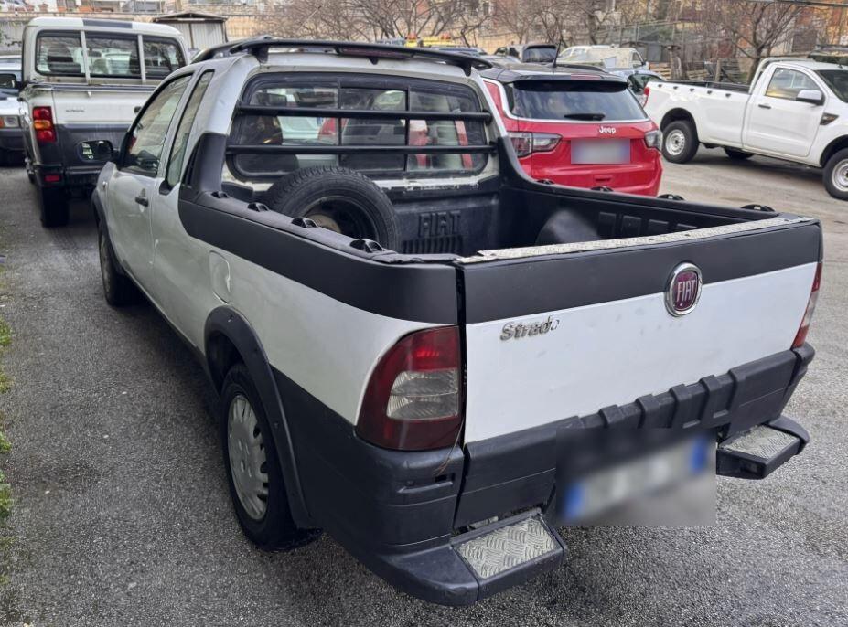 Fiat Strada 1.3 MJT Pick-up Cabina Lunga Adventure