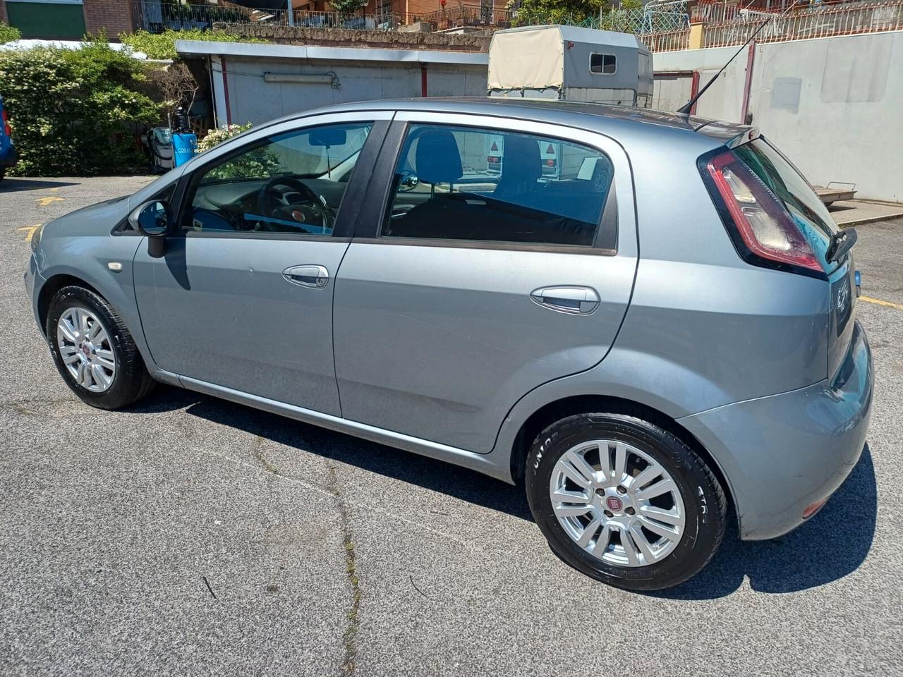 Fiat Punto 1.3 MJT II 75 CV 5 porte Lounge