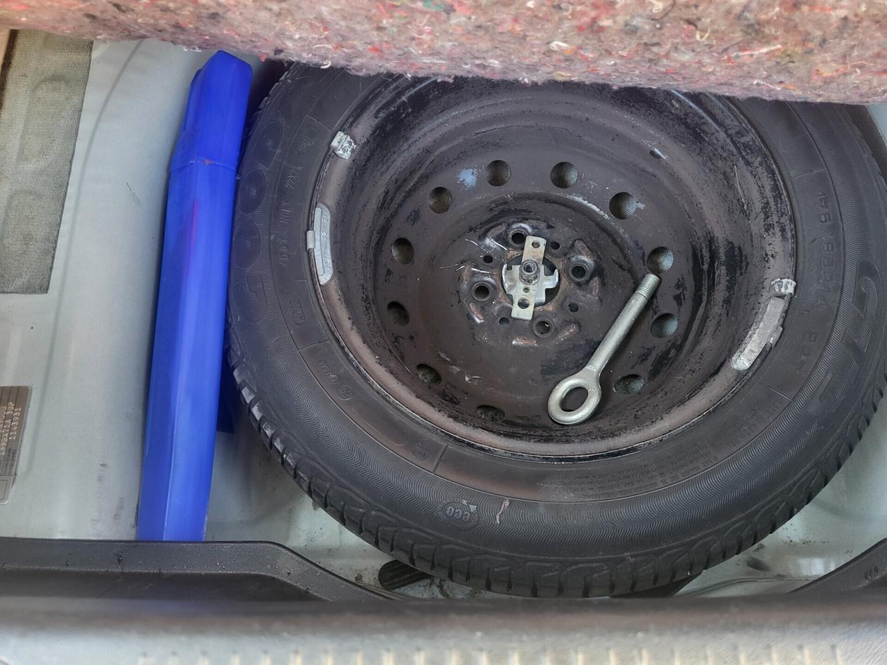 FIAT PUNTO EVO 1,3 Mjet-UNICO PROPR-4 REVISIONI