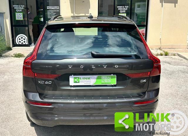 VOLVO XC60 Momentum pro MILD HYBRID B4