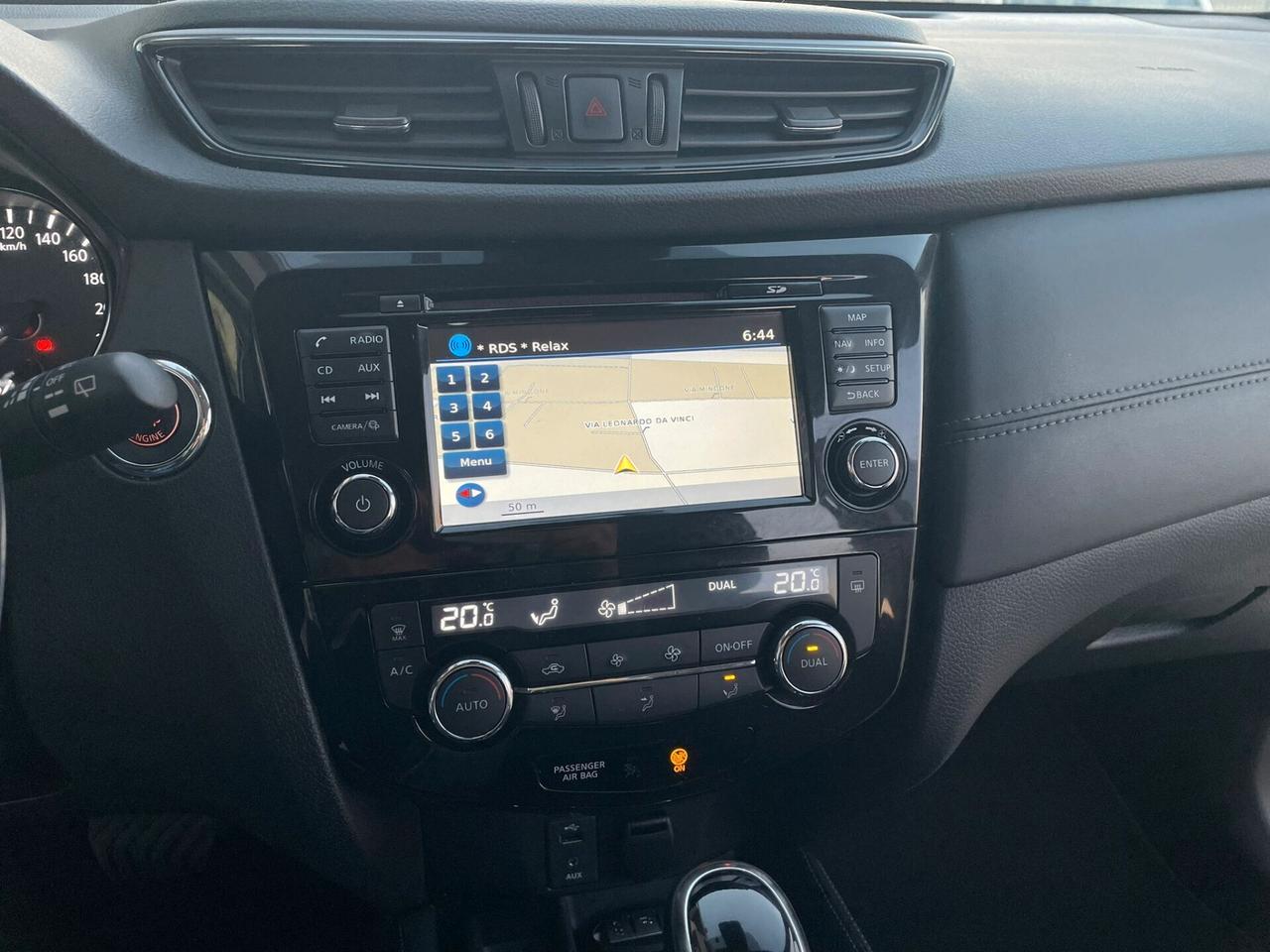 Nissan X-Trail dCi 4WD inserimento manuale