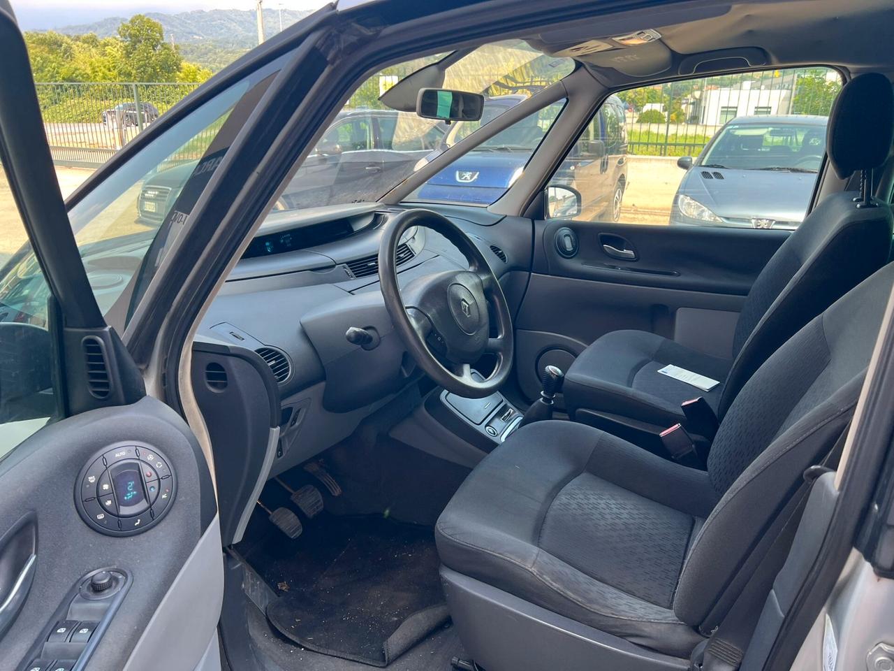 Renault Espace 2.0 dCi 150CV Luxe