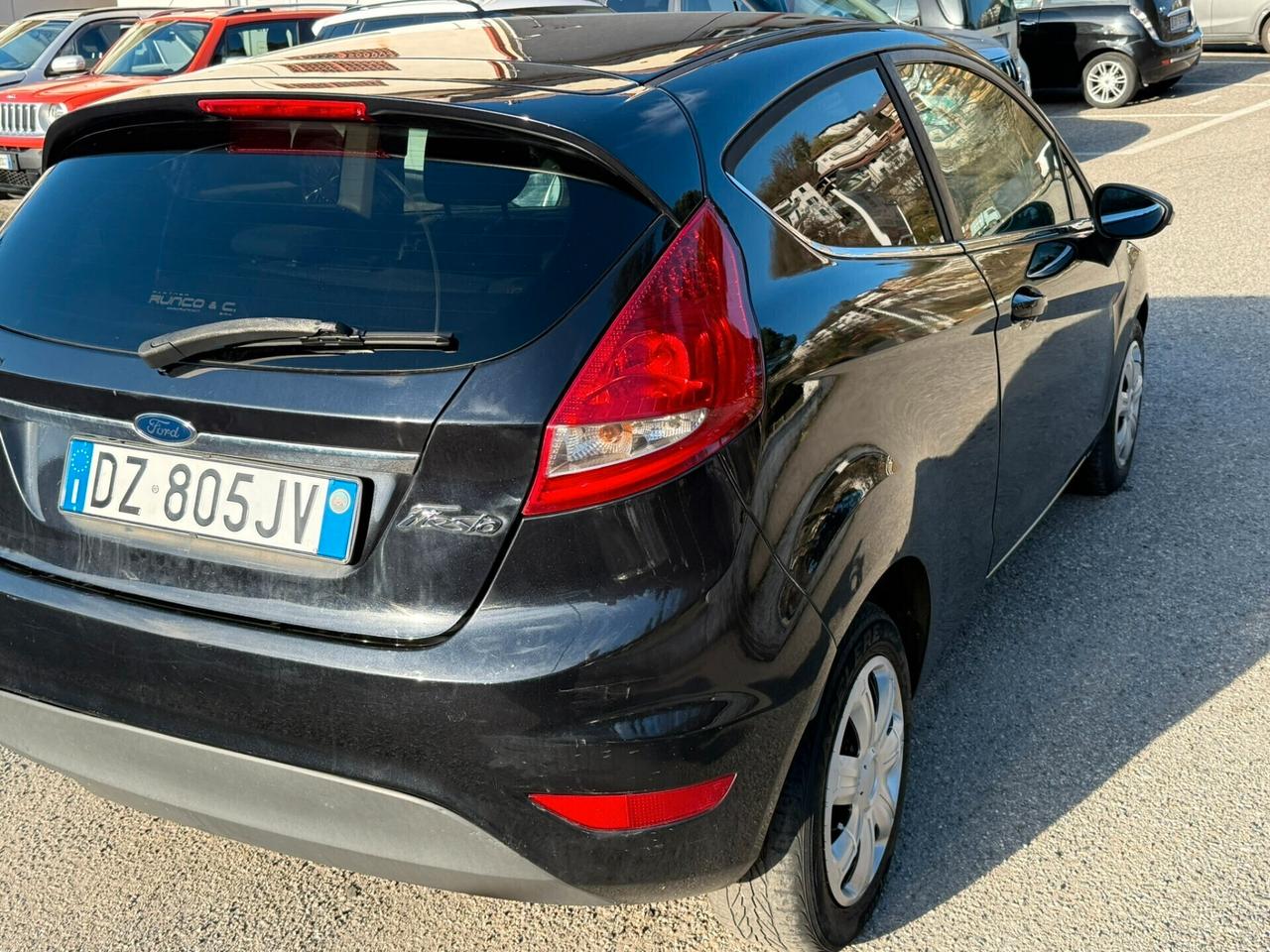 Ford Fiesta 1.4 TDCi 68CV 3 porte Titanium