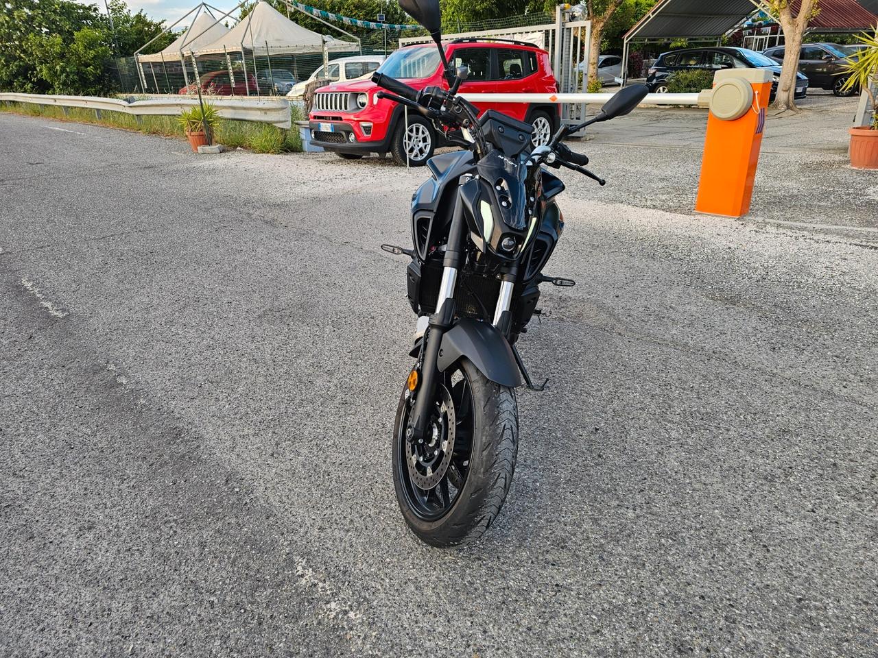 Yamaha mt-07