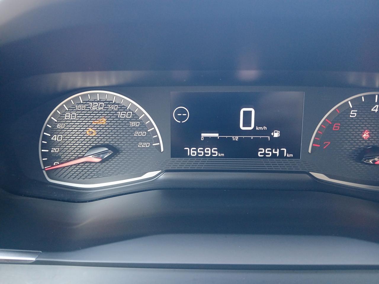 Peugeot 2008 PureTech 100 S&S Active