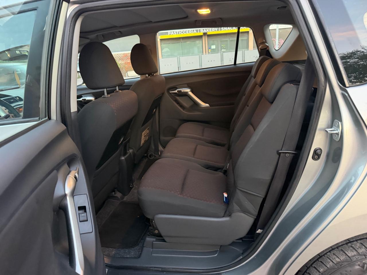 Toyota Verso 2.0 D Sol 7 posti