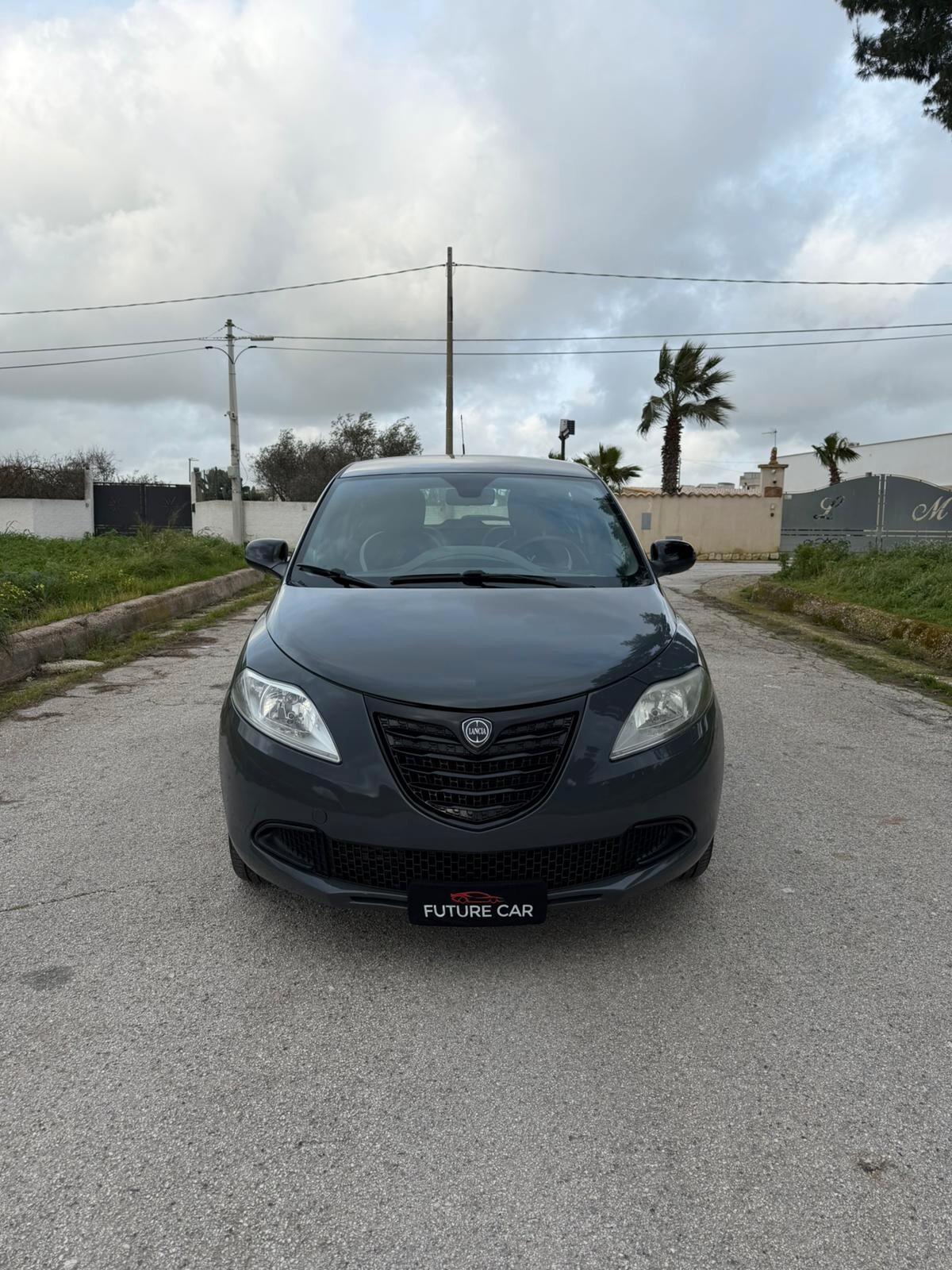 Lancia Ypsilon 0.9 TwinAir 85 CV 5 porte S&S Gold