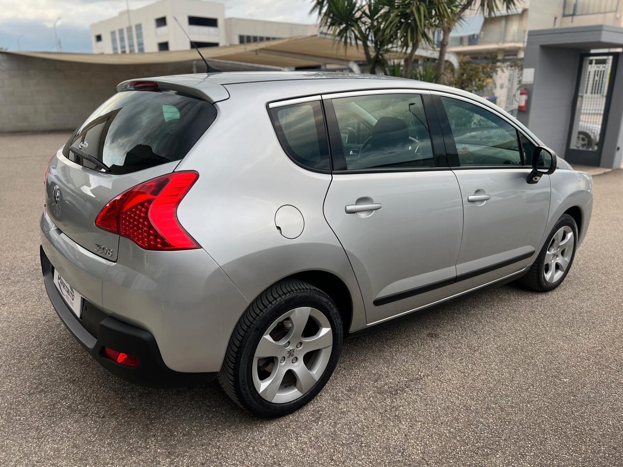 Peugeot 3008 1.6 hdi 115cv 8v Business fap CLIMA/PDC/TEL. PERF.