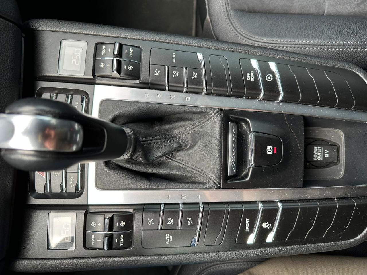 PORSCHE MACAN 3.0D 250cv *NAVI-XENO-PELLE*