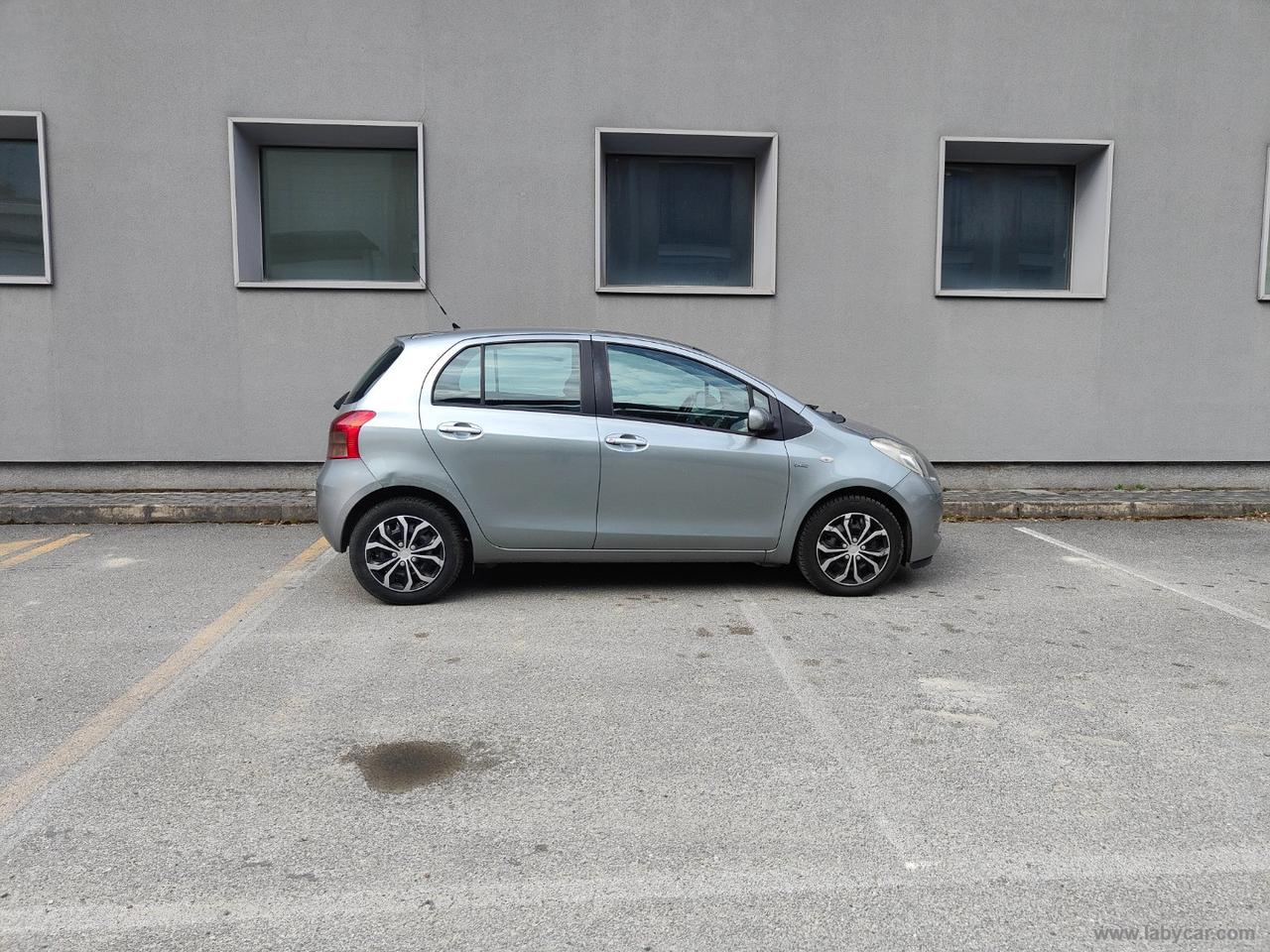 TOYOTA Yaris 1.4 D-4D 5p. AUTOMATICA NEOPATENTATI