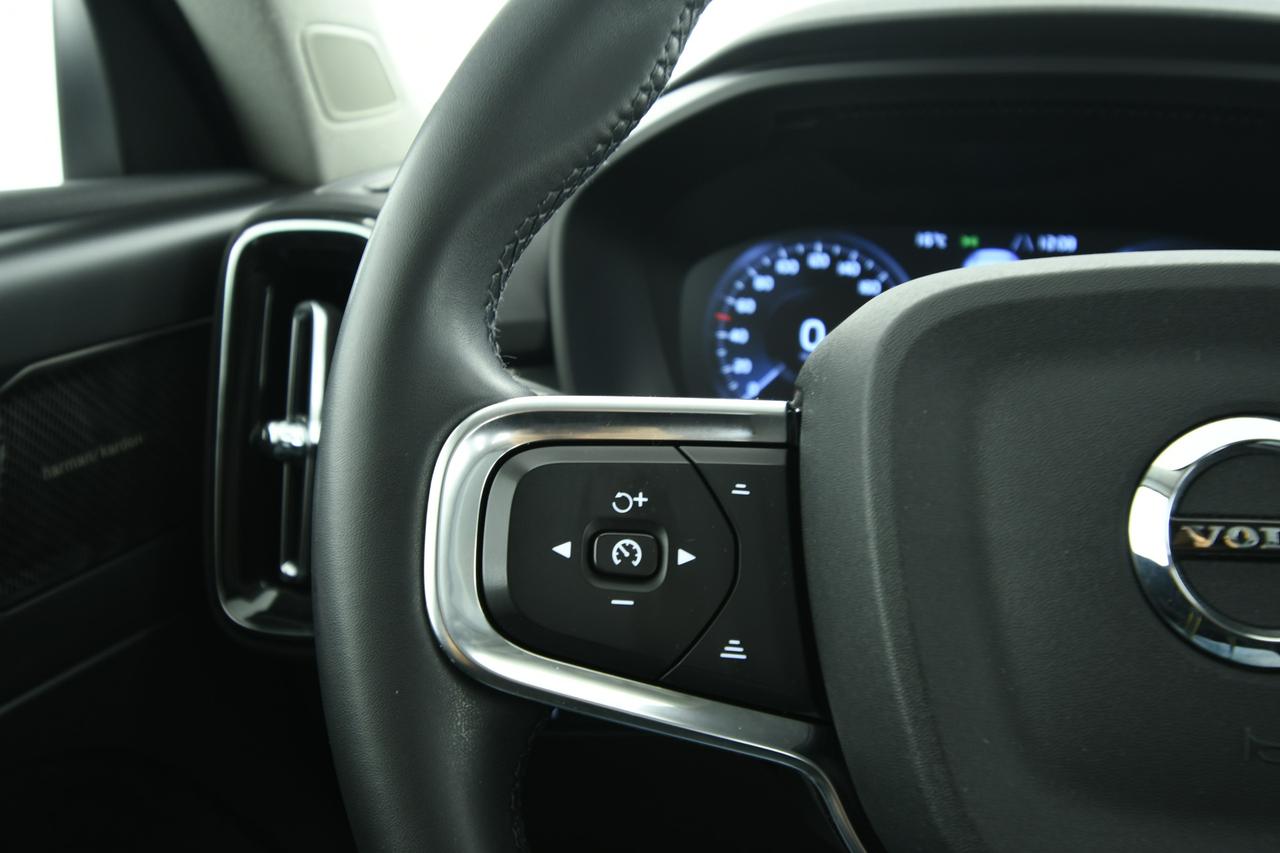 VOLVO XC40 1.5 t4 phev Inscription Expression auto my21 APP CONNECT+NEOPATENTATI
