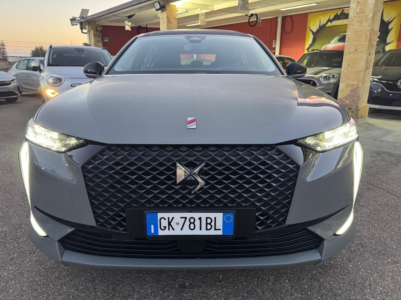 DS4 BlueHDi 130 aut. Performance Line+ Tetto Led a