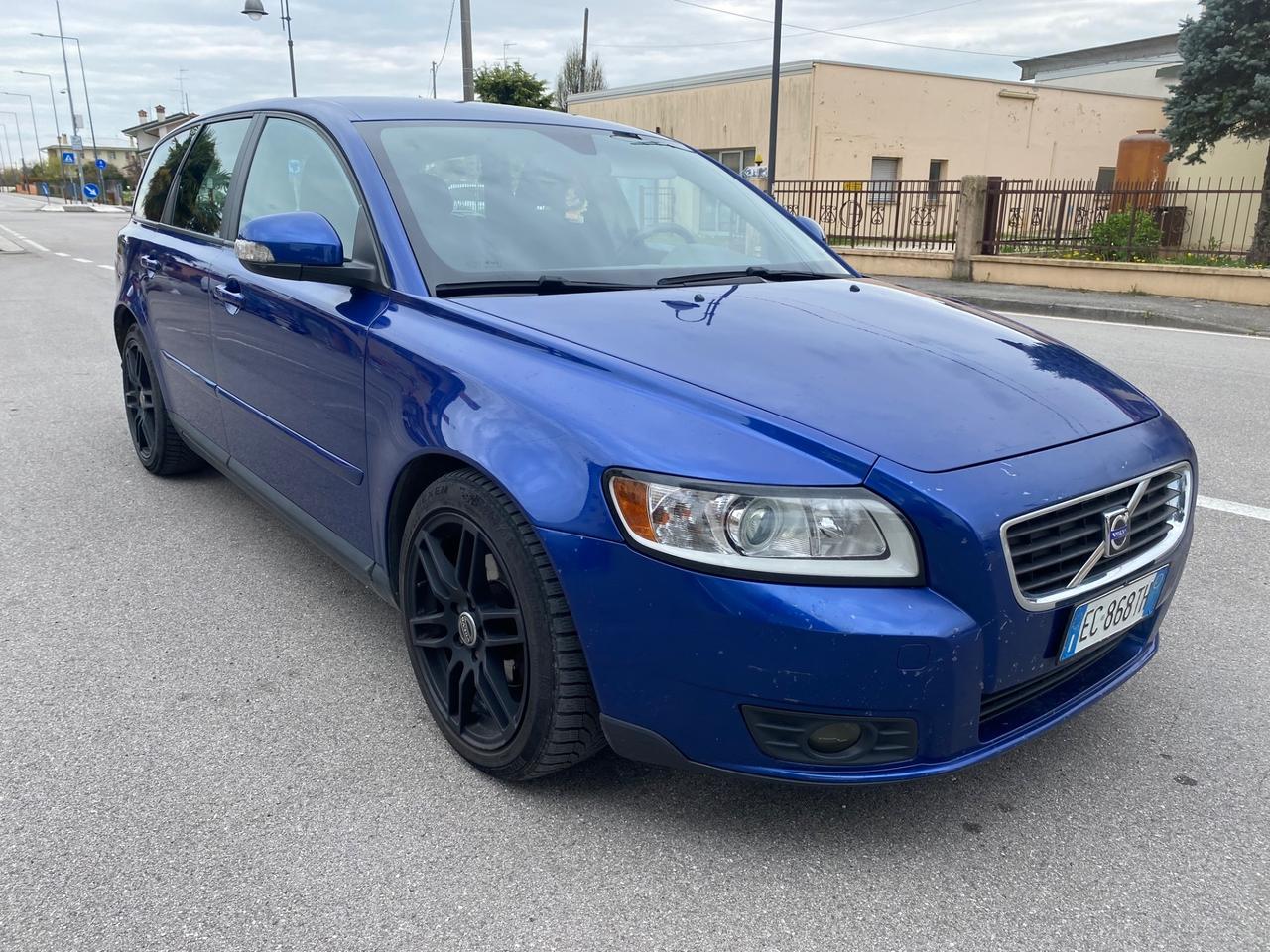 Volvo V50 D4 Momentum