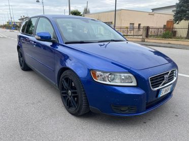 Volvo V50 D4 Momentum