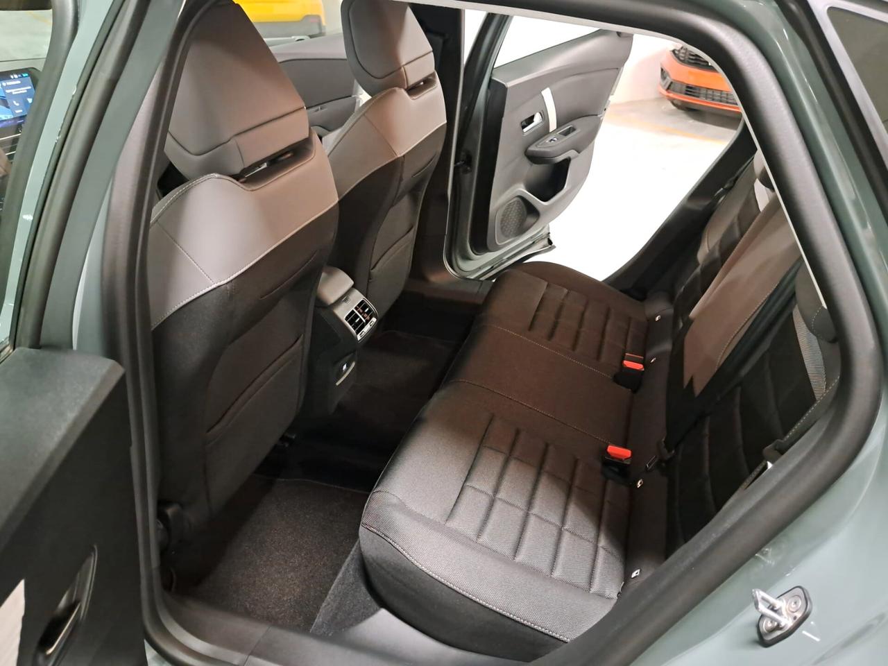 Citroen C4 1.2 PureTech 130CV Plus EAT8 Km. 0 MY'25