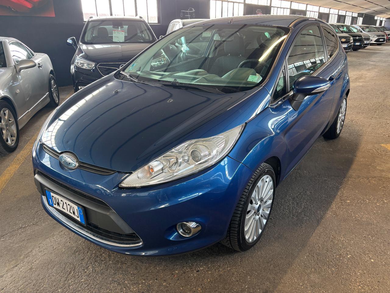 Ford Fiesta 1.2 60KW 82CV 3 porte Titanium NEOPATENTATO