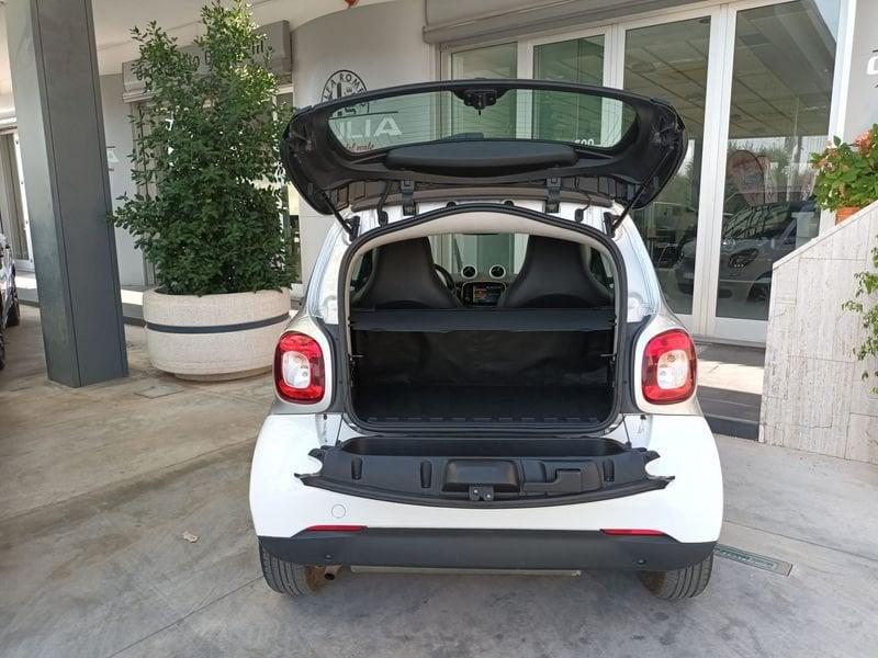 smart fortwo Passion 1.0 Twinamic 70 CV